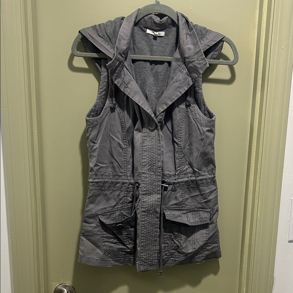Maurices Charcoal Sleeveless Vest